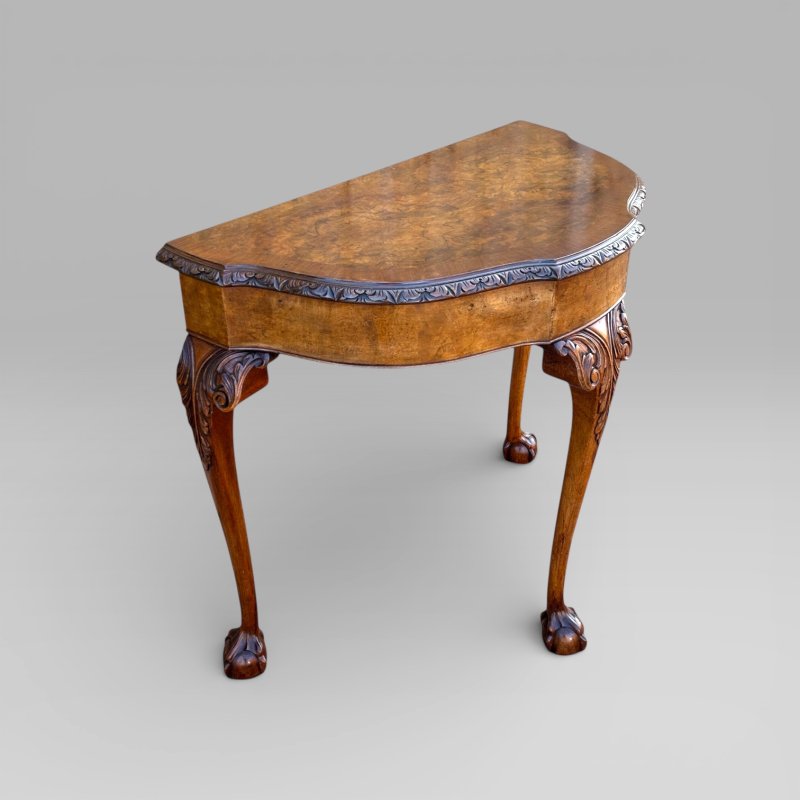 20th Century Queen Anne Style Walnut Side Table by Maple & Co Wall Table - Image 3